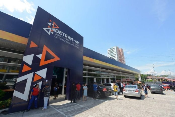 O Departamento Estadual de Trânsito do Amazonas (Detran-AM) anunciou, nesta terça-feira (4), a abertura do período de licenciamento de veículos. O prazo varia conforme o final da placa