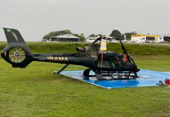 Dois dias após o incêndio de um helicóptero do Instituto Brasileiro do Meio Ambiente e dos Recursos Naturais Renováveis (Ibama), ocorrido na madrugada de segunda-feira (24) nas dependências do Aeroclube do Amazonas, no bairro Flores, zona Norte de Manaus, a Polícia Federal conseguiu prender três homens acusados de participar do ataque