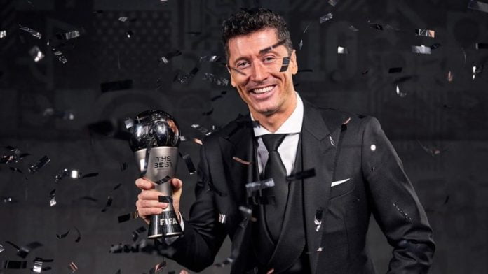 Mais um na conta! Lewandowski é eleito o melhor jogador do mundo (Foto: Divulgação)