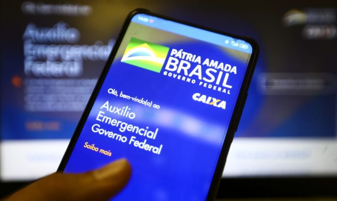 CGU aponta irregularidades no pagamento de 800 milhões do Auxílio Emergencial