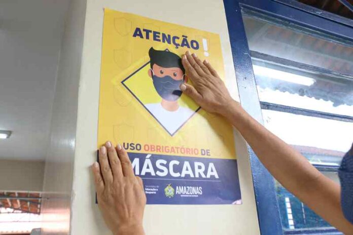 A titular da Secretaria de Educação e Desporto do Amazonas (Seduc-AM), Kuka Chaves, afirma que a pasta realizou uma série de procedimentos para evitar a transmissão do vírus