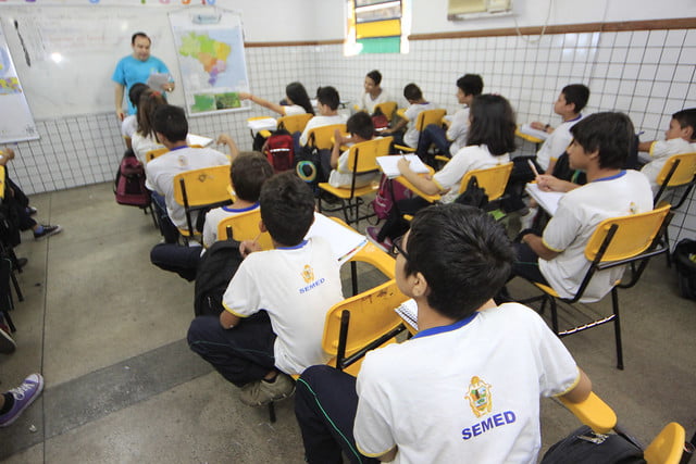 Ministério Público e Semed vão fiscalizar sistema de ventilação em escolas em Manaus