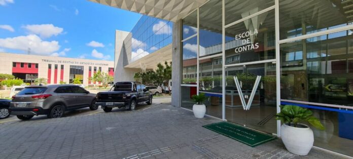 A Escola de Contas Públicas (ECP), seção pedagógica do Tribunal de Contas do Amazonas (TCE-AM), está consultando os jurisdicionados e membros da sociedade civil, entre eles associações, sindicatos, fundações, conselhos profissionais, cooperativas e organizações sociais para elaborar, dentro da grade de cursos já existentes, temas de maior interesse para realização de suas atividades