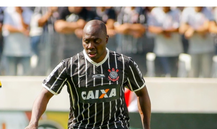 Rincón, ídolo do Corinthians, sofre acidente de carro e está em estado grave