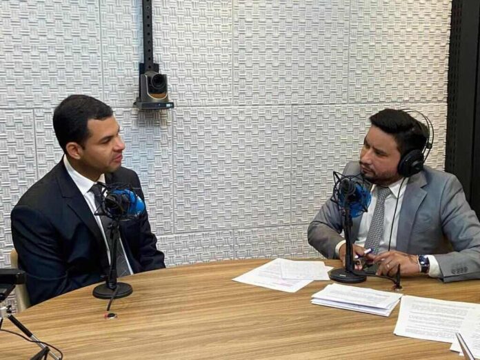 Em entrevista à rádio e TV Onda Digital na manhã desta quarta-feira (6), o pré-candidato a deputado federal Saullo n (União Brasil) confirmou que a indicação do candidato a vice-governador na chapa de Wilson Lima nas eleições deste ano vai partir do prefeito de Manaus, David Almeida (Avante)