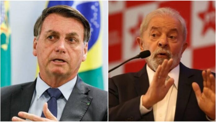 Pesquisa do Instituto FSB, contratada pelo banco BTG Pactual e divulgada nesta segunda-feira (13), indica o ex-presidente Luiz Inácio Lula da Silva (PT) à frente na disputa presidencial, com 44% das intenções de voto, e o atual presidente Jair Bolsonaro (PL) em segundo lugar, com 32%, no cenário estimulado (em que os entrevistados recebem uma lista com os nomes pré-candidatos)