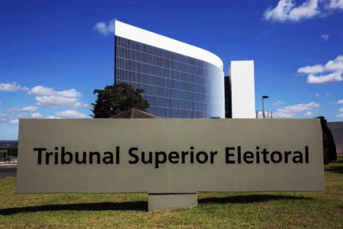 O Tribunal Superior Eleitoral (TSE) divulgou nota com o balanço das sugestões recebidas pela Comissão de Transparência das Eleições (CTE). A Corte afirmou ter acatado dez entre 15 sugestões das Forças Armadas e pelo ministro da Defesa, Paulo Sérgio Nogueira