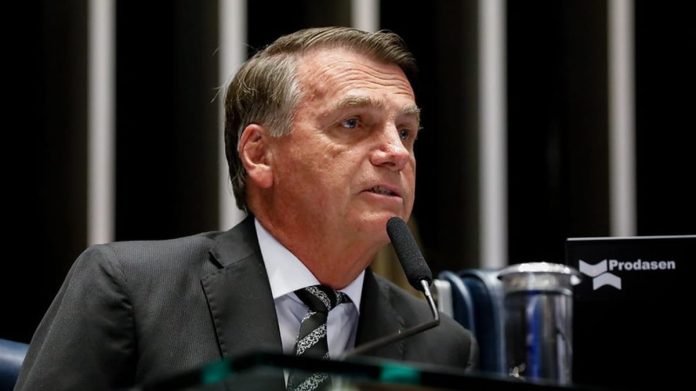 Em medida provisória publicada nesta segunda-feira (29), o presidente Jair Bolsonaro (PL) alegou que a crise causada pela pandemia do coronavírus impossibilitou o repasse de recursos das leis Paulo Gustavo e Aldir Blanc