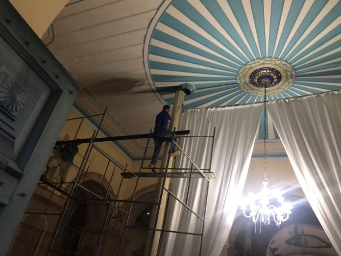 A Catedral Metropolitana de Manaus, mais conhecida com a Igreja da Matriz, foi interditada parcialmente nesta sexta-feira (2), após apresentar risco de desabamento devido à movimentação de uma das colunas