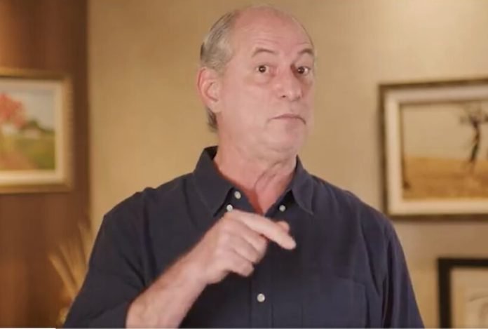 Sem mencionar o nome de Luis Inácio Lula da Silva, o ex-governador do Ceará Ciro Gomes (PDT) anunciou nesta terça-feira (4) apoio à candidatura do petista no segundo turno das eleições para a Presidência da República