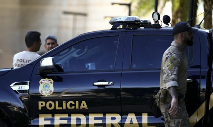 Polícia Federal prende homem acusado de fraude milionária