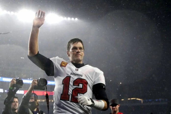 Tom Brady anuncia aposentadoria (de novo) e posta foto com Gisele