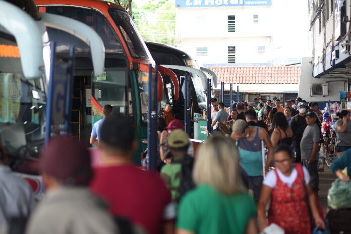 No AM, mais de 36 mil pessoas devem viajar no período do Carnaval