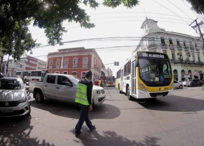 Carnaval: Frota de ônibus são reforçadas nas zonas Norte e Leste de Manaus