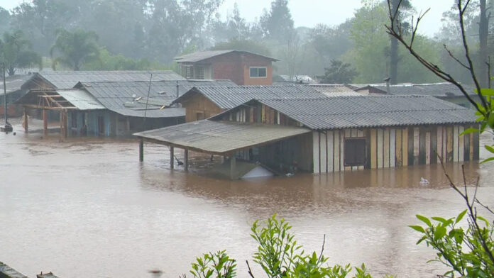 Ciclone extratropical causa 22 mortes no Sul do Brasil