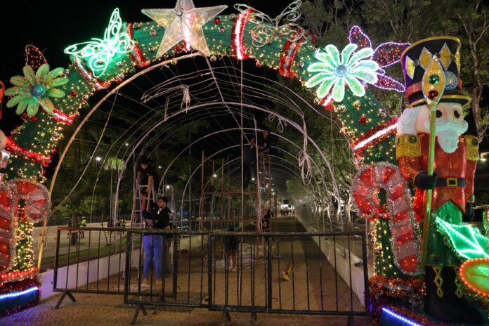 VANDALISMO NA PONTA NEGRA: Prefeito alerta sobre danos em estrutura natalina