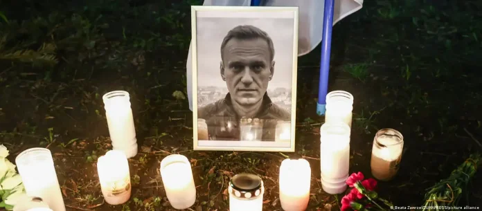 Corpo de Alexei Navalny é entregue à mãe