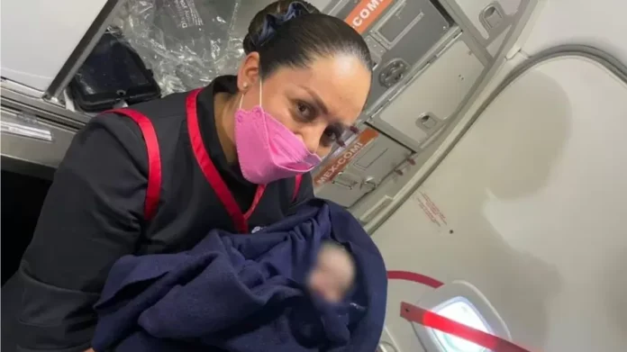 Bebê nasce em voo no México e ganha quase 100 viagens gratuitas